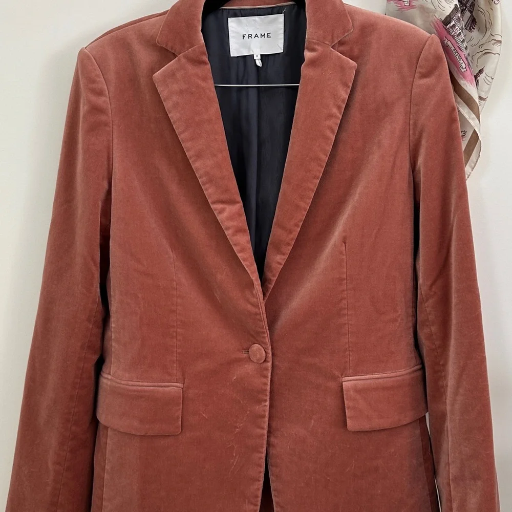 Women's Pink Velvet Blazer - Picture 2 of 4